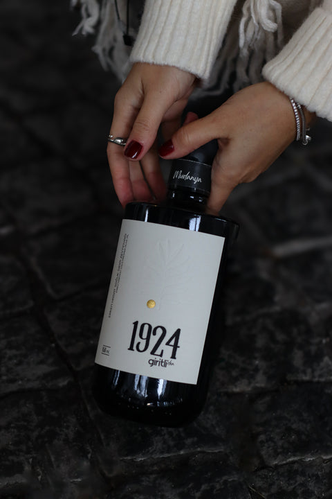 Erken Hasat Premium Natürel Sızma Zeytinyağı – 750 ml (Özel Cam Şişe)