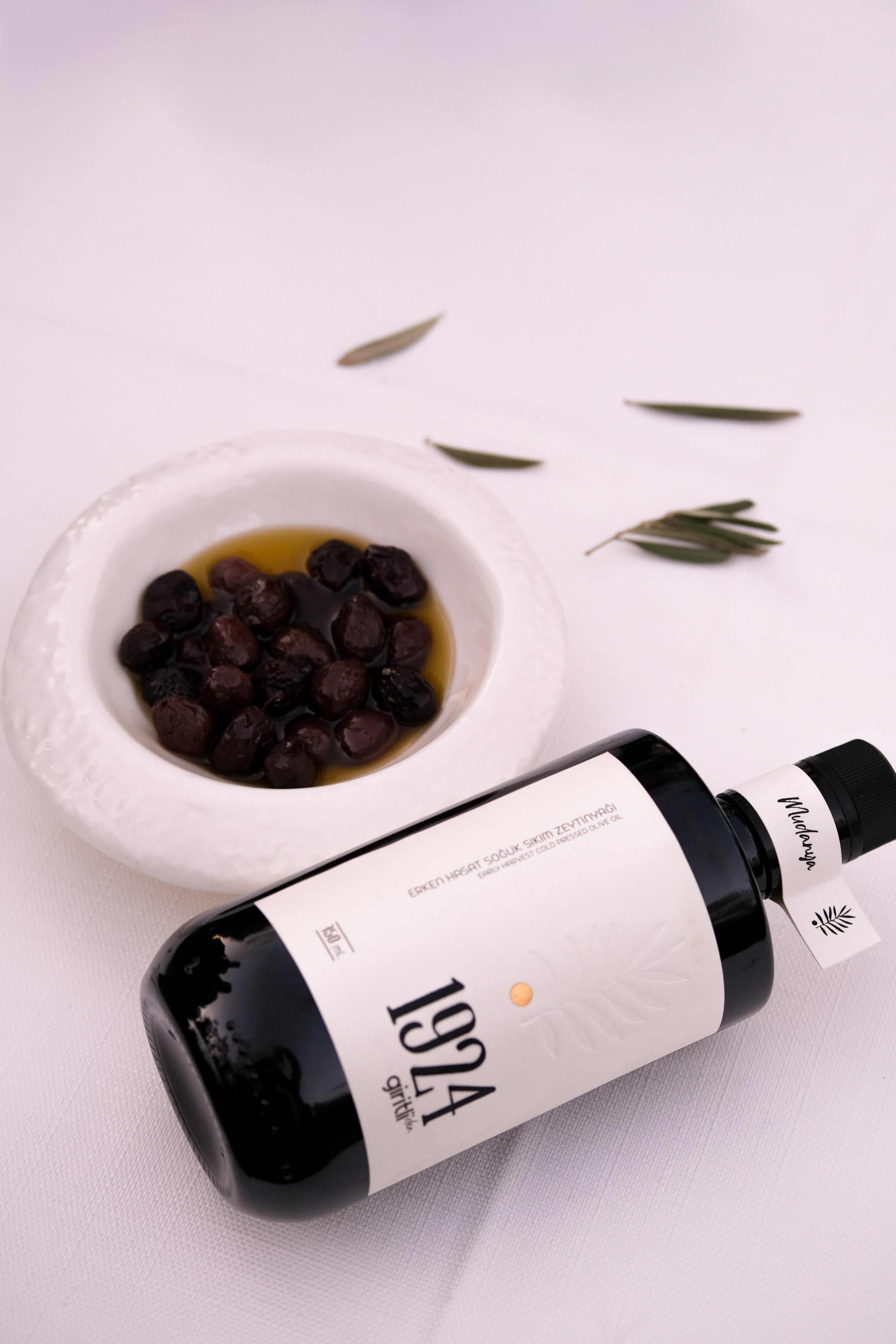 Erken Hasat Premium Natürel Sızma Zeytinyağı – 750 ml (Özel Cam Şişe)